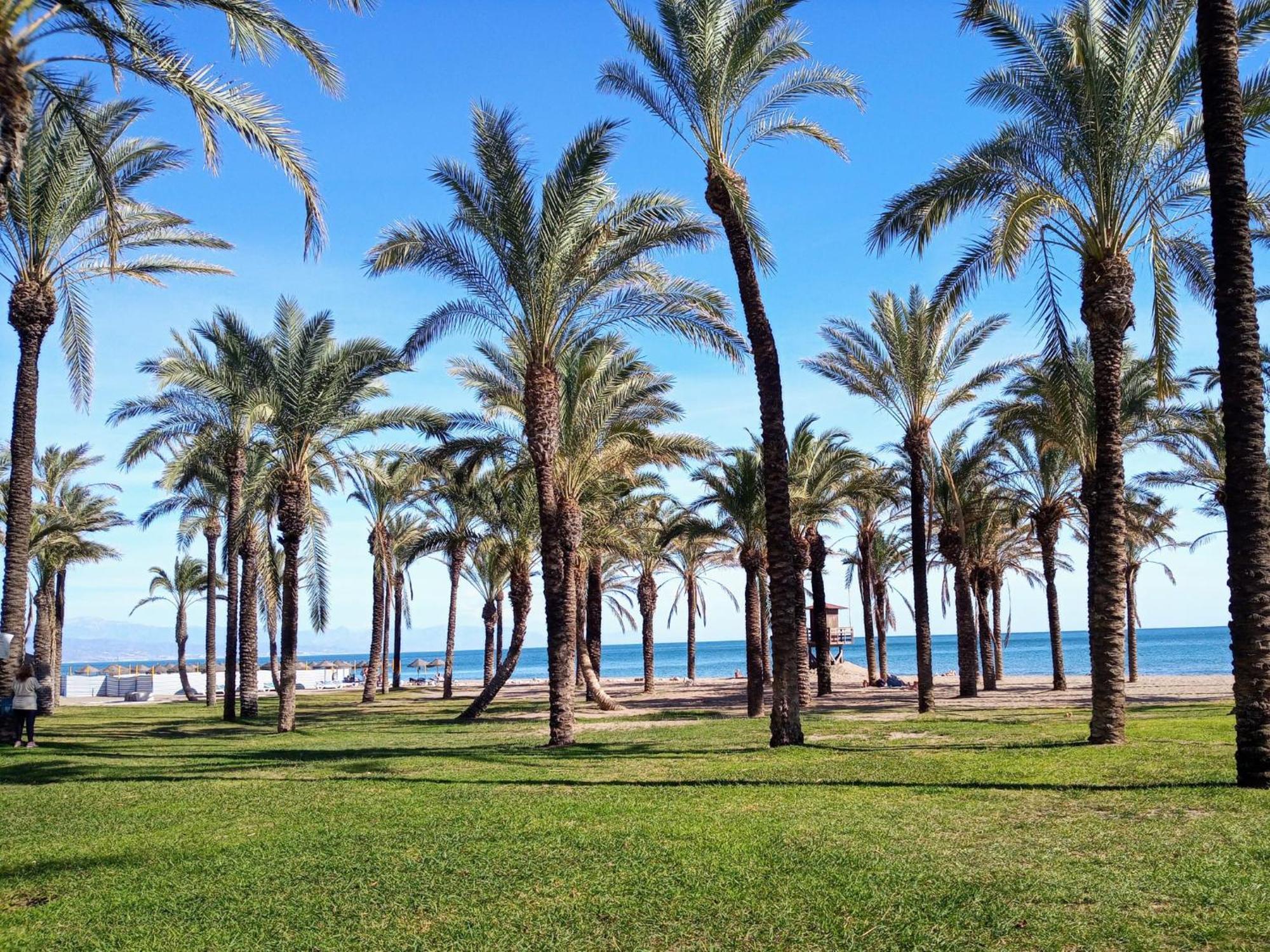 Апартаменты La Carihuela A 5 Minutos De La Playavistas Al Mar Торремолинос Экстерьер фото